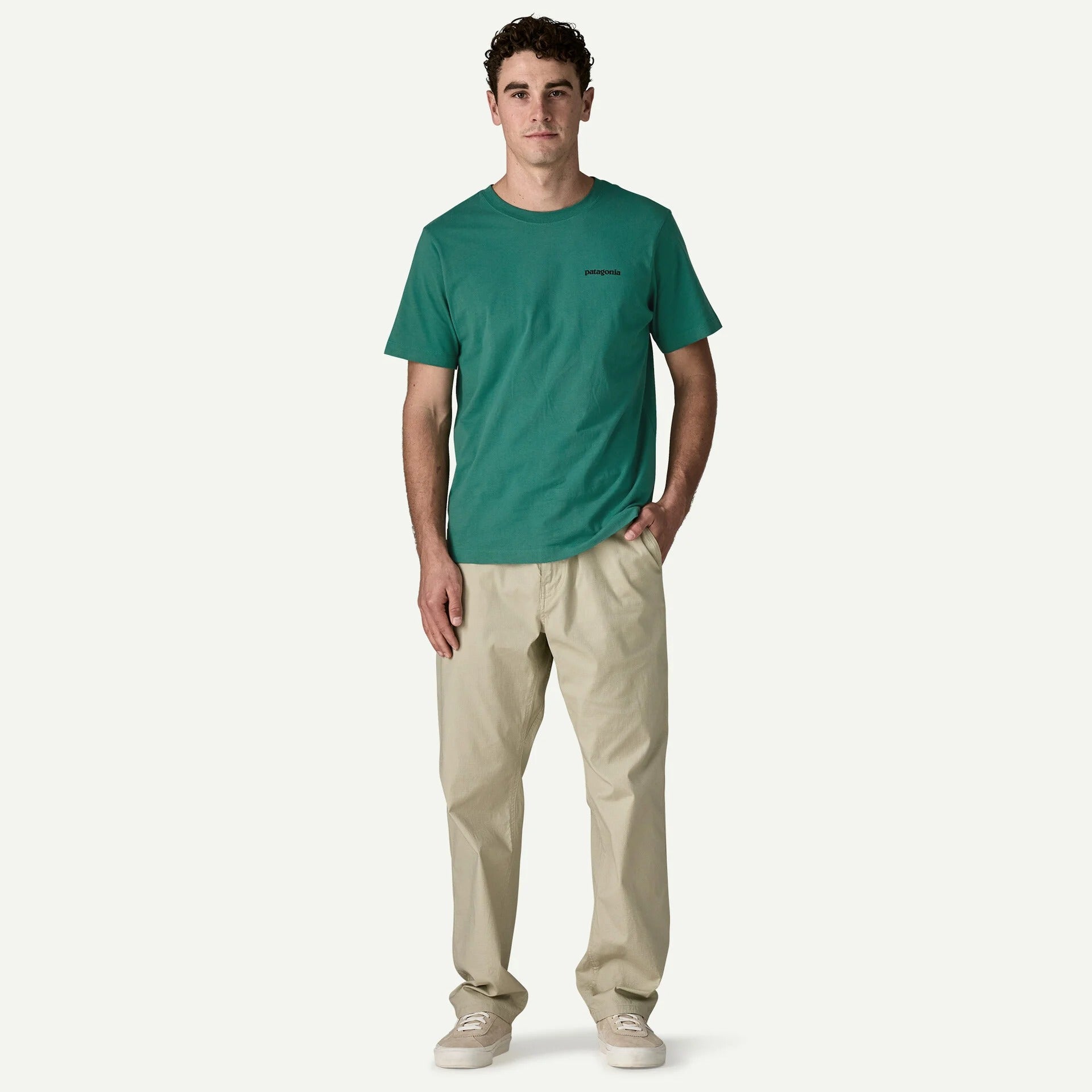 Patagonia Men P-6 Logo T-Shirt - Gem Green